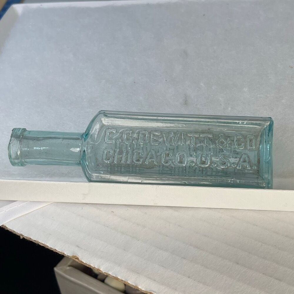 Antique one minute cough cure by E. C. Dewitt & Co. Chicago